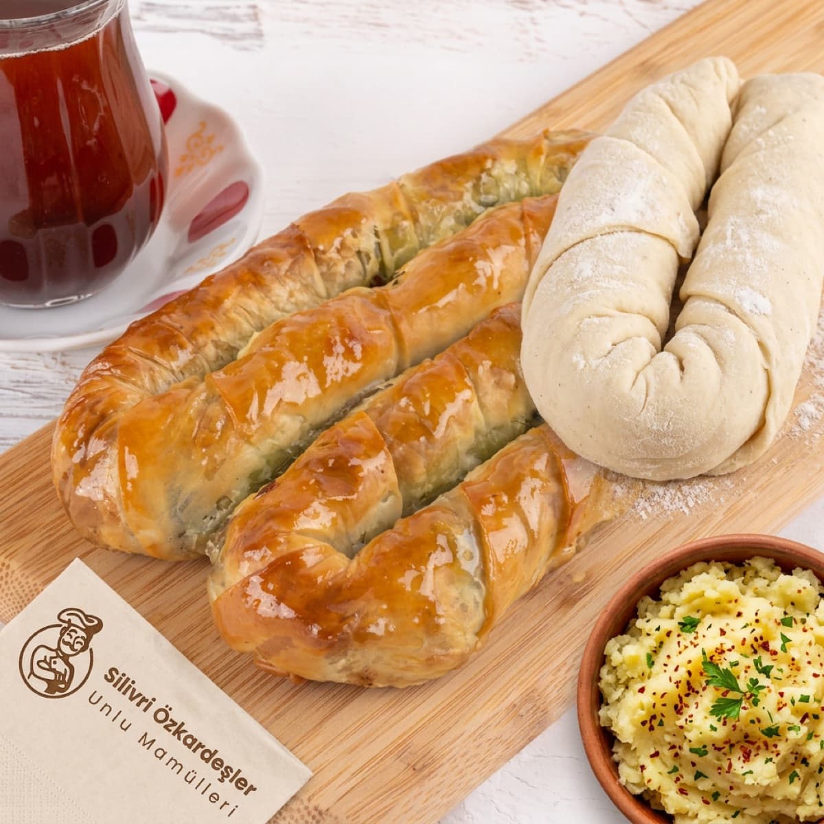 Patatesli Kol Börek